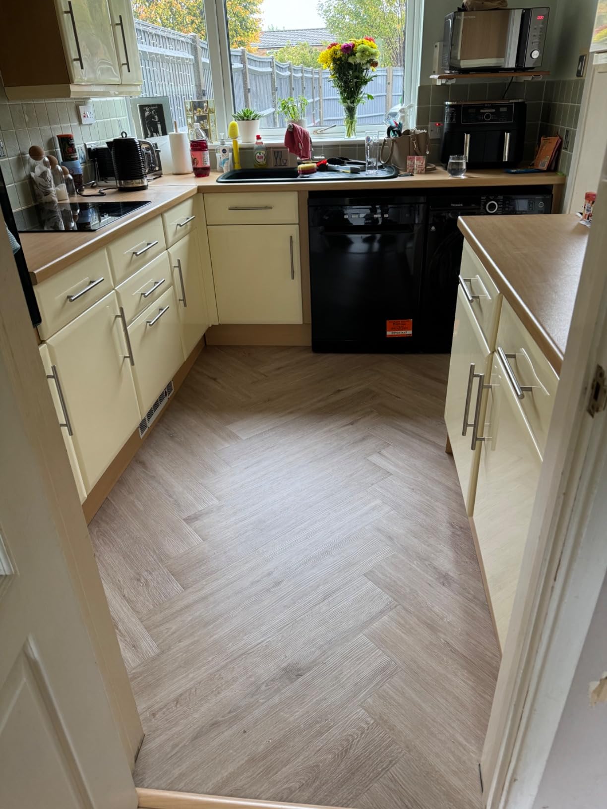 5m² Self Adhesive Floor Planks - Rustic Wood