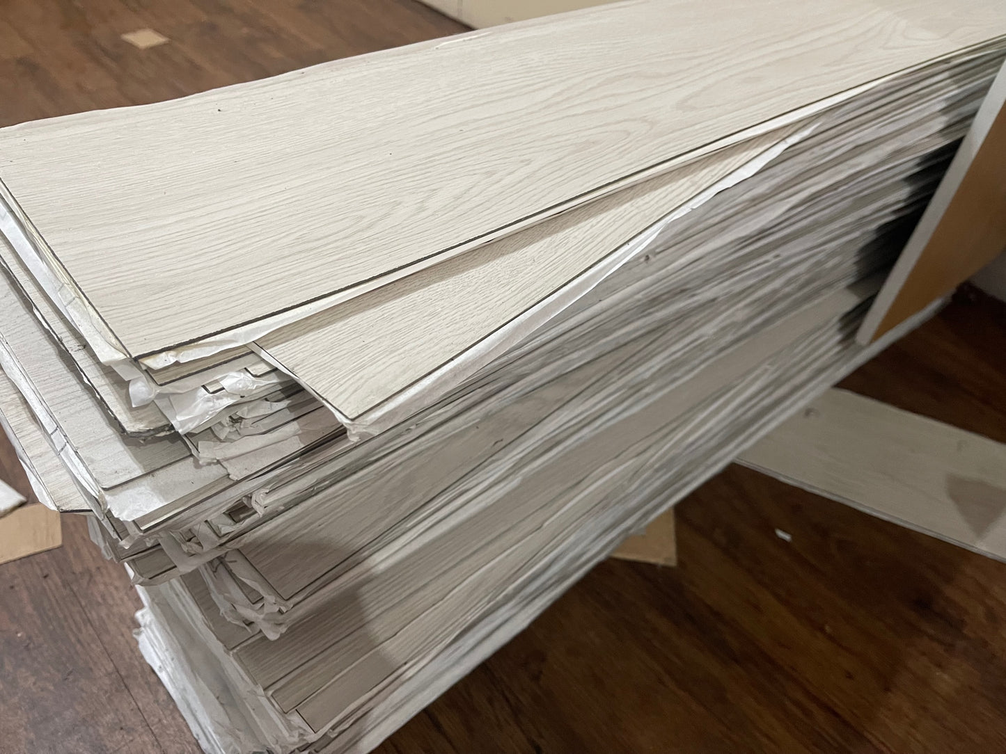 Stock Clearance - Self Adhesive Floor Planks